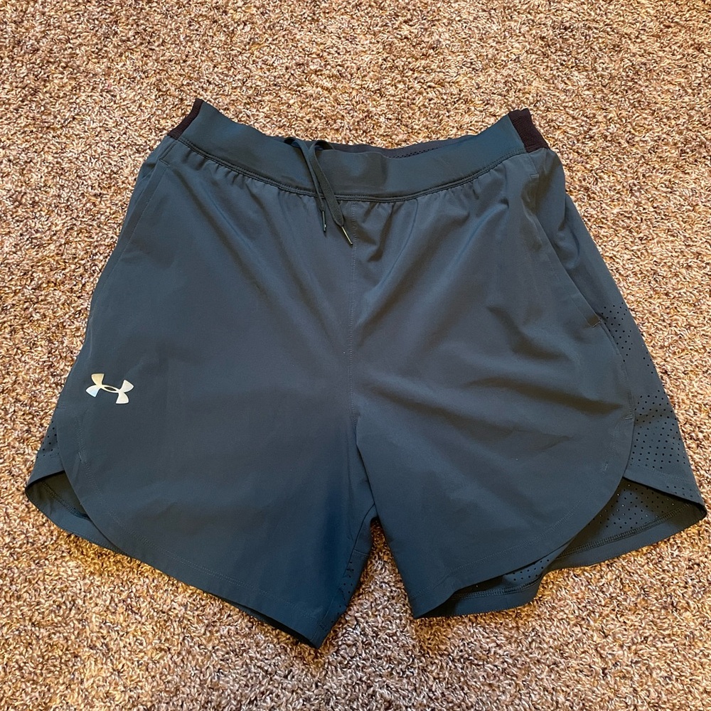 Under Armour Men's Dark Gray Athletic Shorts
